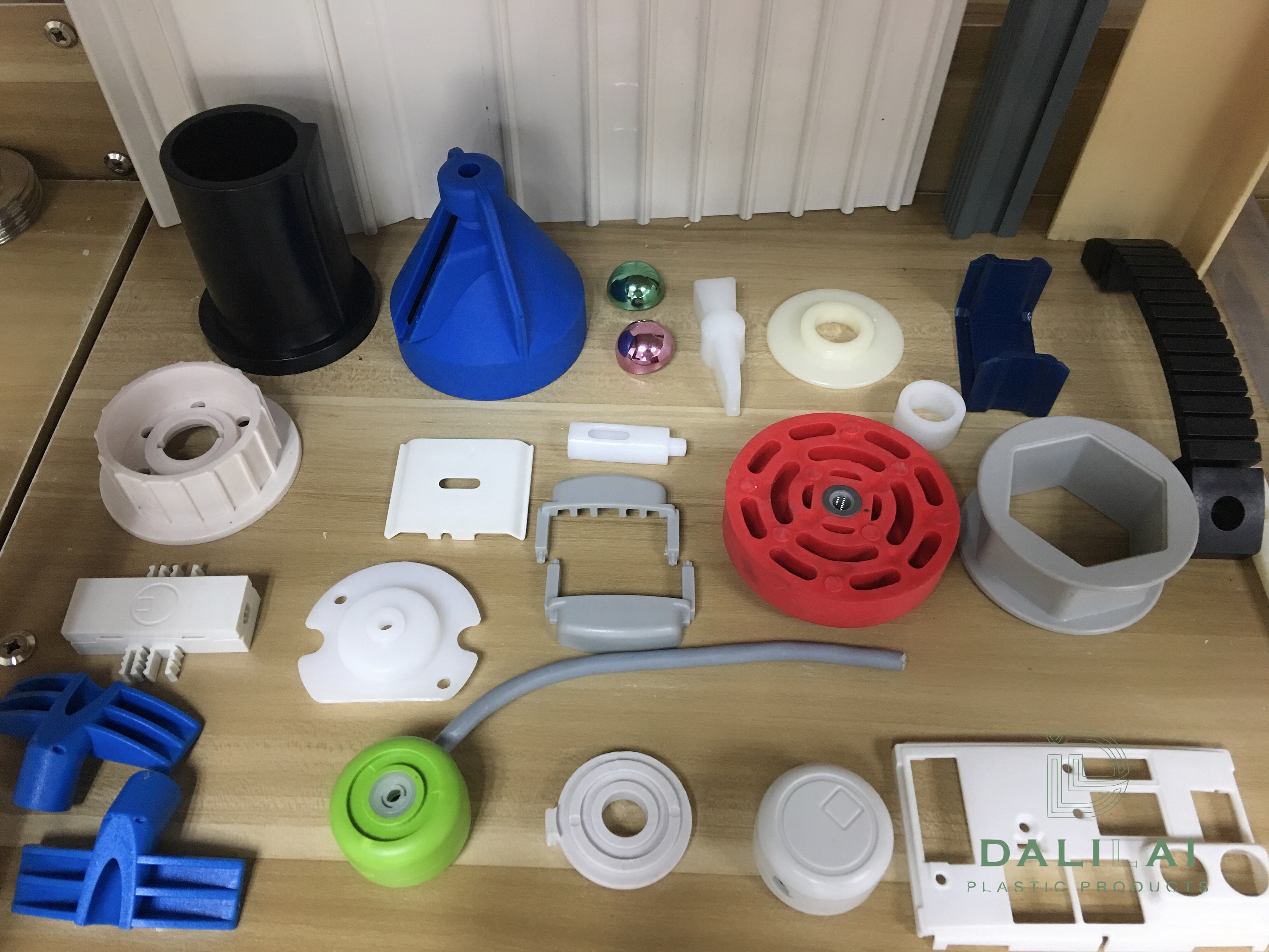 plastic injection molding components